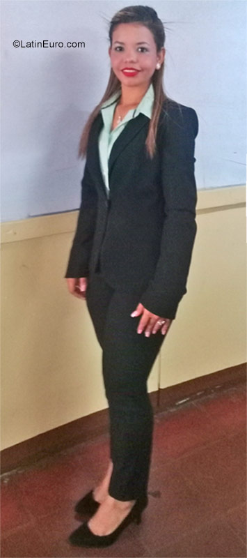 Date this funny Nicaragua girl Helen from Managua NI196