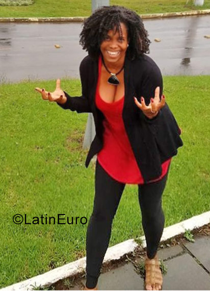 Date this young Brazil girl Luciana from Salvador BR10389