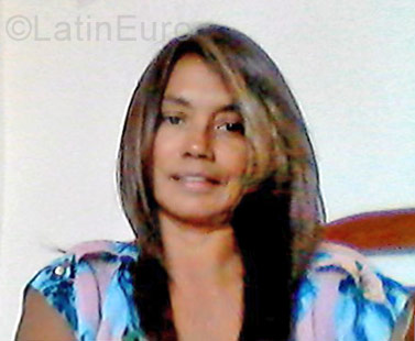 Date this good-looking Puerto Rico girl Nani from Ponce PR178