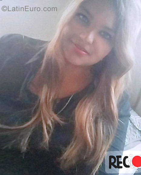 Date this sensual Honduras girl Gabriela from San Pedro Sula HN2430