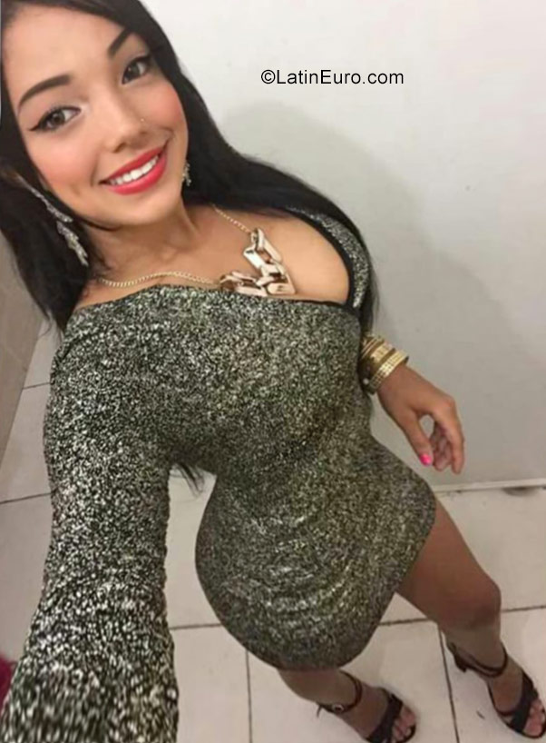 Date this lovely Dominican Republic girl Beatriz from La Romana DO31367