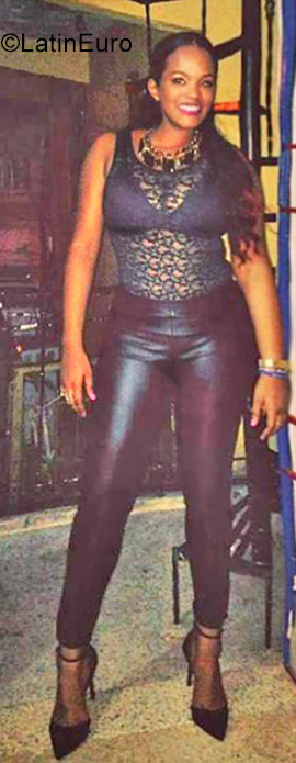 Date this delightful Dominican Republic girl Claribel from Santo Domingo DO31675