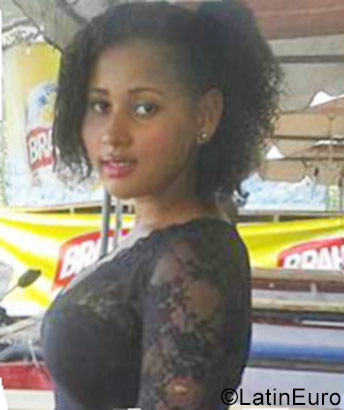 Date this lovely Dominican Republic girl Yanivel from Santo Domigo DO31734
