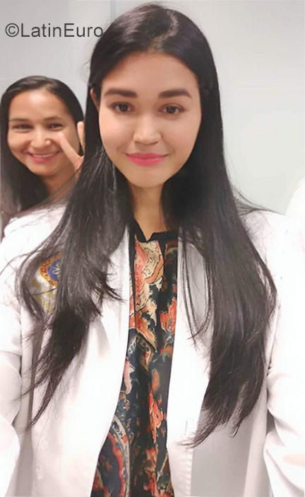 Date this stunning Venezuela girl Daniel from Puerto Ordaz VE1395