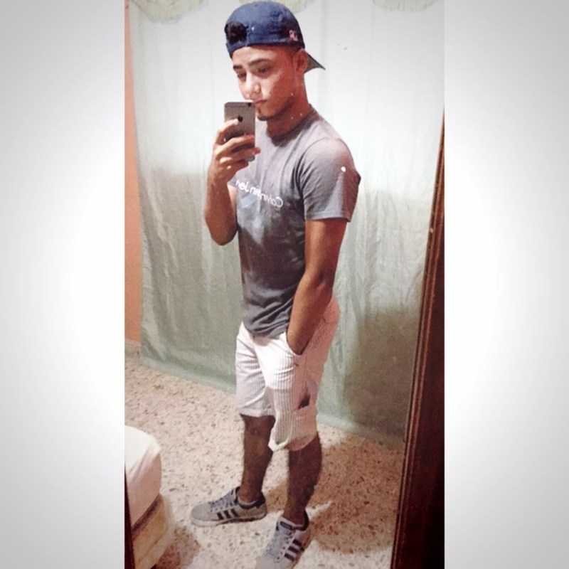 Date this athletic Honduras man Neyser from Tela HN2462
