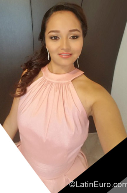 Date this funny Colombia girl Julieth from Cali CO24955