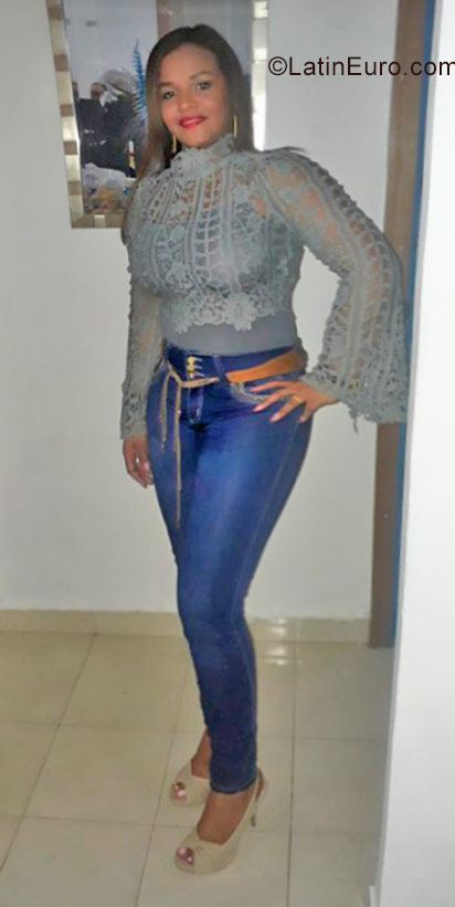 Date this attractive Panama girl Maria from panama city PA1108