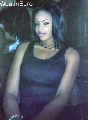 Date this pretty Jamaica girl Shannie from Kingston JM2559