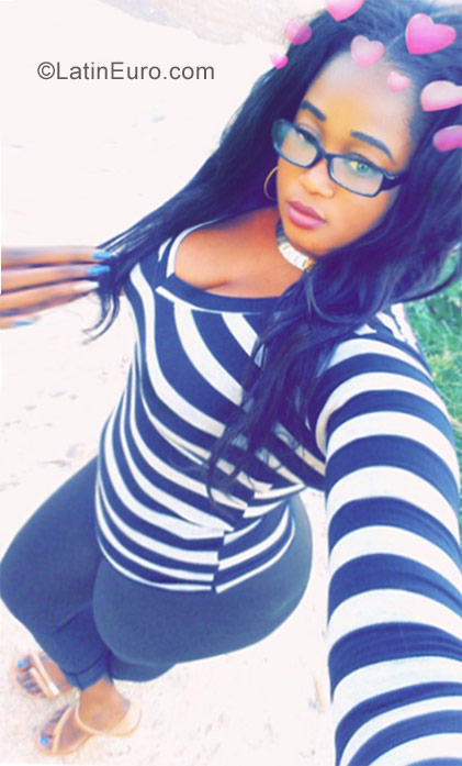 Date this hot Jamaica girl Jade from Kingston JM2569