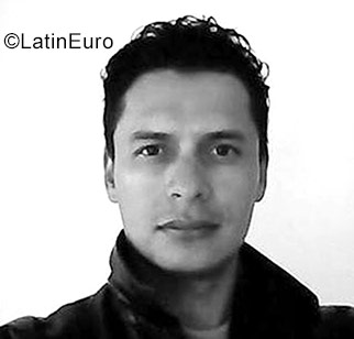 Date this delightful Colombia man Shinue from Bogota CO23669