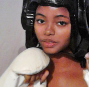 Date this nice looking Venezuela girl Karli from Chichirirviche VE1549