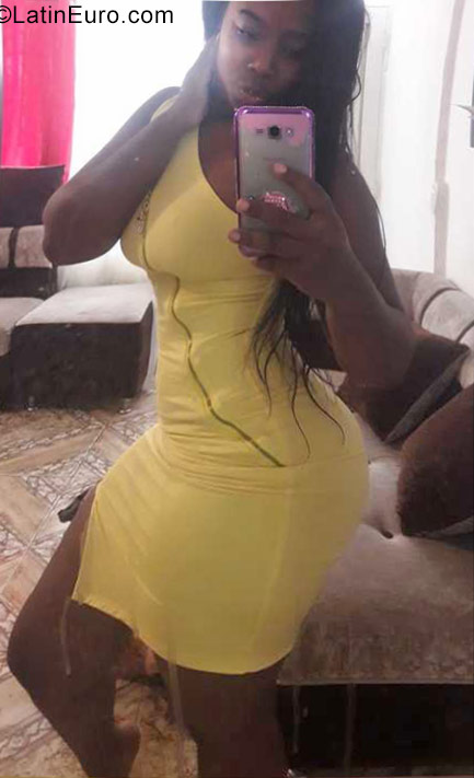 Date this athletic Colombia girl Katherine from Cali CO31042