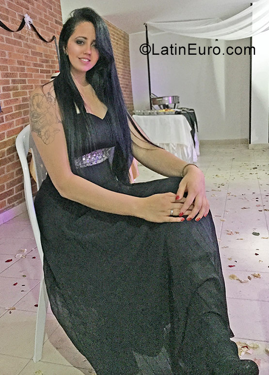 Date this sultry Colombia girl Erica from Bogota CO29091