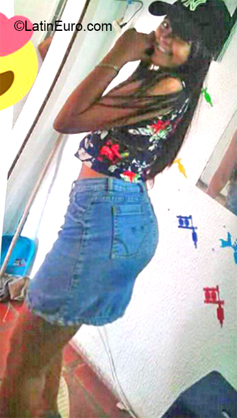 Date this cute Venezuela girl Nelmer Alejandra from La Victoria VE1608