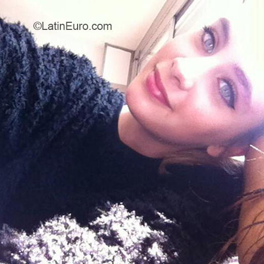 Date this exotic Venezuela girl Chiara from Maracaibo VE1647