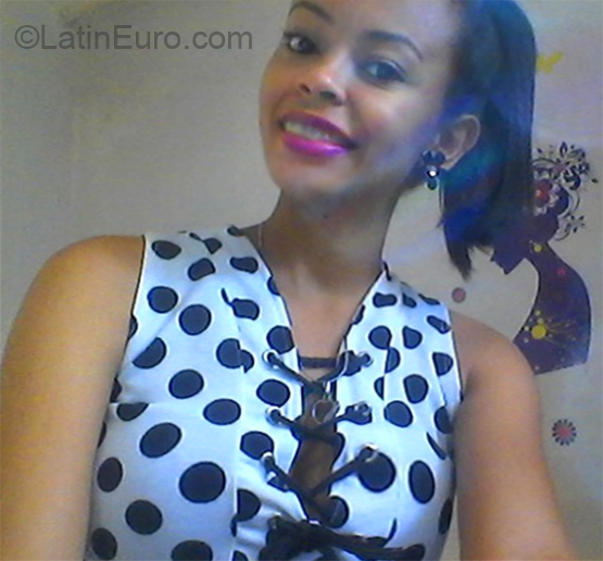 Date this delightful Venezuela girl Yudey from Calabozo VE1648