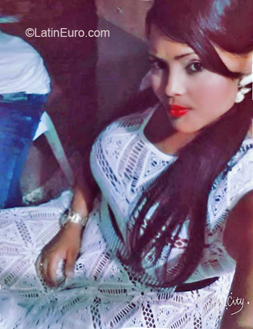 Date this passionate Dominican Republic girl Rocio from Santo Domingo DO32787
