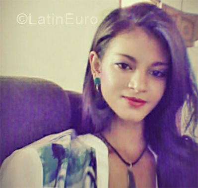 Date this georgeous Brazil girl Jaciara from Goiania BR10598