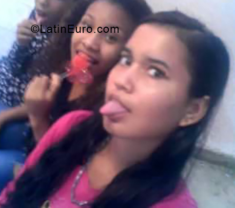 Date this young Venezuela girl Mery from Puerto la Cruz VE1769