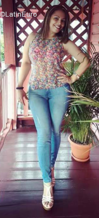 Date this hot Honduras girl Aby from La Ceiba HN2543