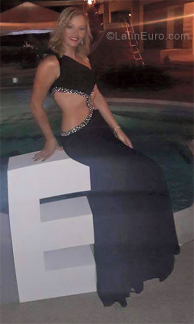 Date this georgeous Venezuela girl Leymar from Maturin VE2365