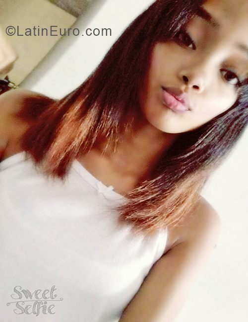 Date this cute Dominican Republic girl Liza from Republica Dominicana DO33171