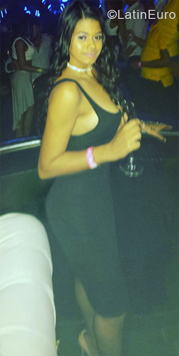 Date this athletic Dominican Republic girl Stephany from Puerto Plata DO33320