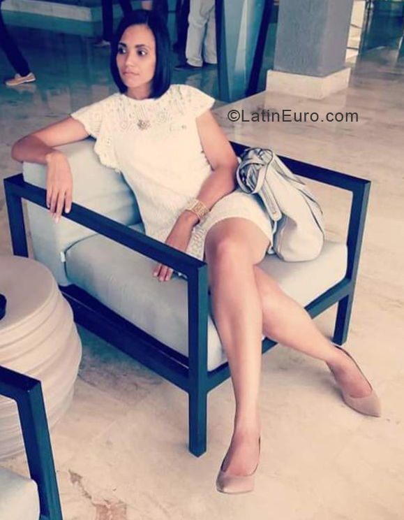 Date this young Dominican Republic girl Idami from Santo Domingo DO33420