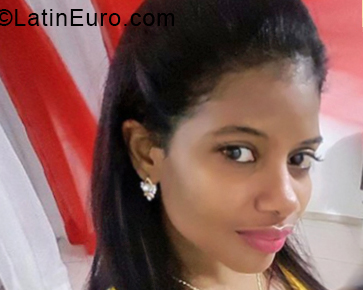 Date this voluptuous Dominican Republic girl Maria from Santo Domingo DO33484