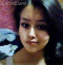 Date this voluptuous Venezuela girl Amalda from Valencia VE1996