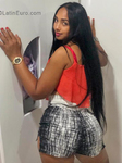tall Dominican Republic girl Deyaniry from Santiago DO33565