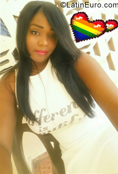 Date this beautiful Dominican Republic girl Ana from Santo Domingo DO33709