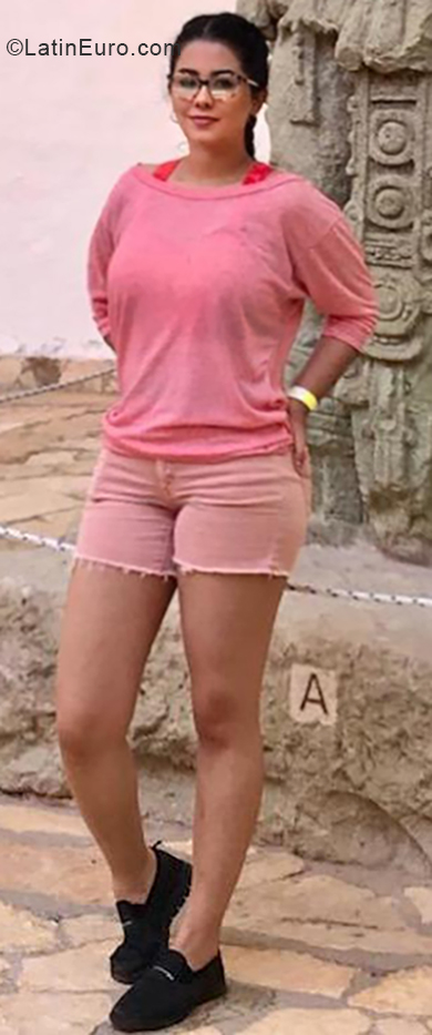Date this young Honduras girl Margarita from San Pedro Sula HN2625