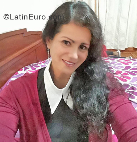 Date this beautiful Colombia girl Mercy from Popayan CO24765