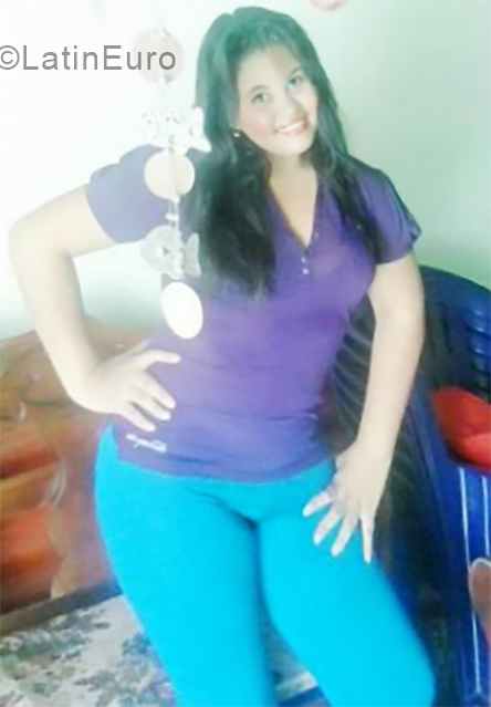 Date this georgeous Venezuela girl Yorgalyis from SAN FELIPE VE2098