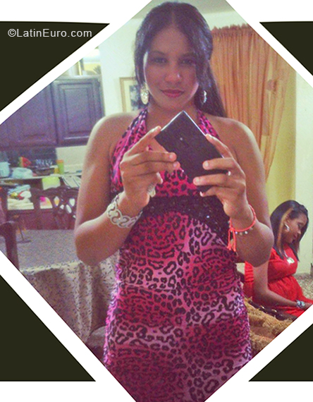 Date this foxy Dominican Republic girl ALEXANDRA from Santo Domingo DO34124