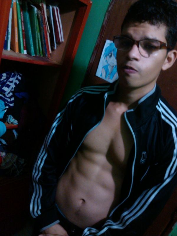 Date this hot Venezuela man Andri from Caracas VE2214