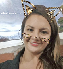Date this foxy Colombia girl Natalia from Bucaramanga CO25094
