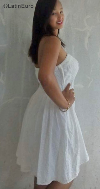 Date this athletic Dominican Republic girl Mariela from Montecristi DO34373