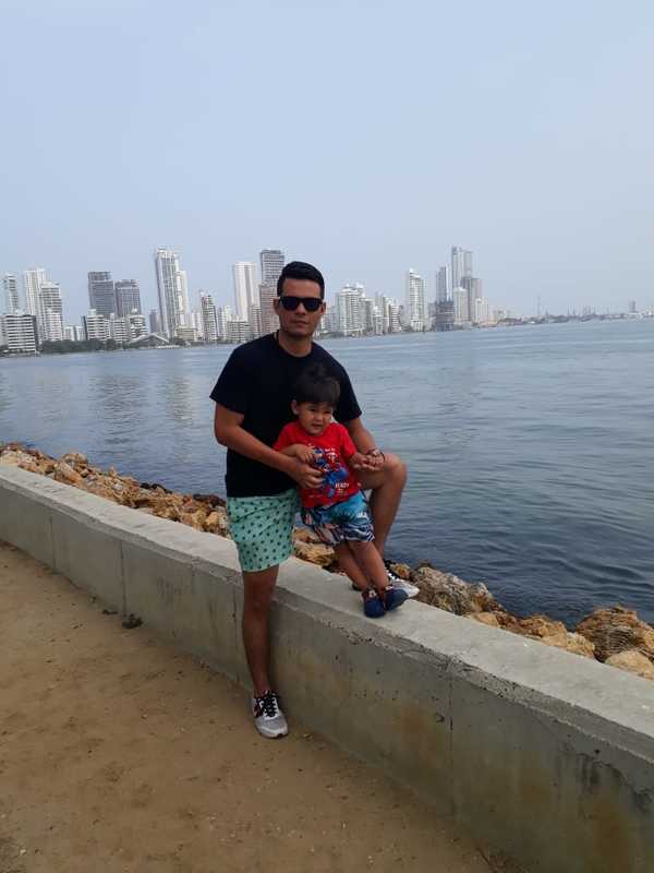 Date this hot Colombia man Reynaldo from Bucaramanga CO25167