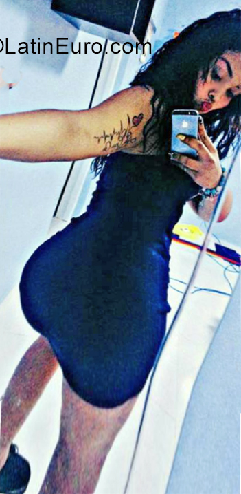 Date this tall Dominican Republic girl Yisell from Bonao DO34435