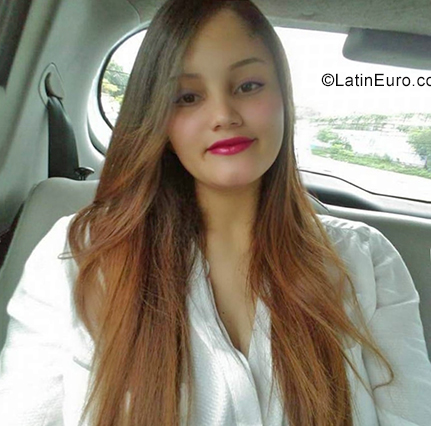 Date this charming Dominican Republic girl Leonilis from Santo Domingo DO34507