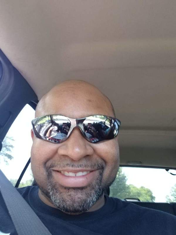 Date this stunning United States man Derrick from Aurora US19918