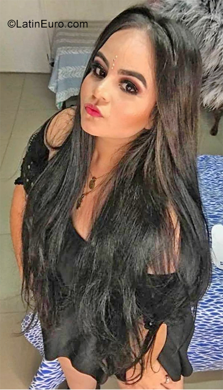 Date this passionate Colombia girl Ana from Barranquilla CO28256