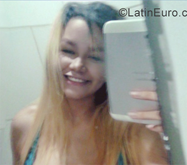 Date this pretty Venezuela girl Susei from Caracas VE2343