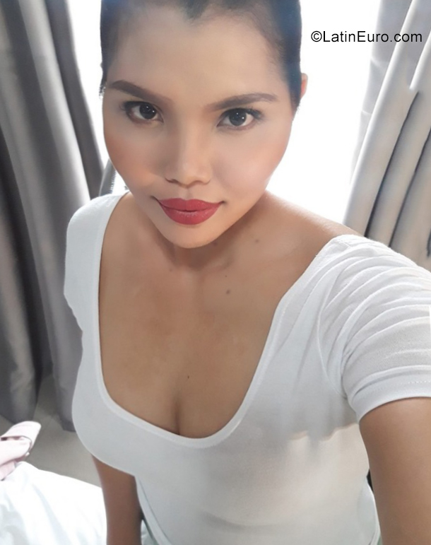 Date this good-looking Philippines girl Virgie from Tuguegarao PH1017