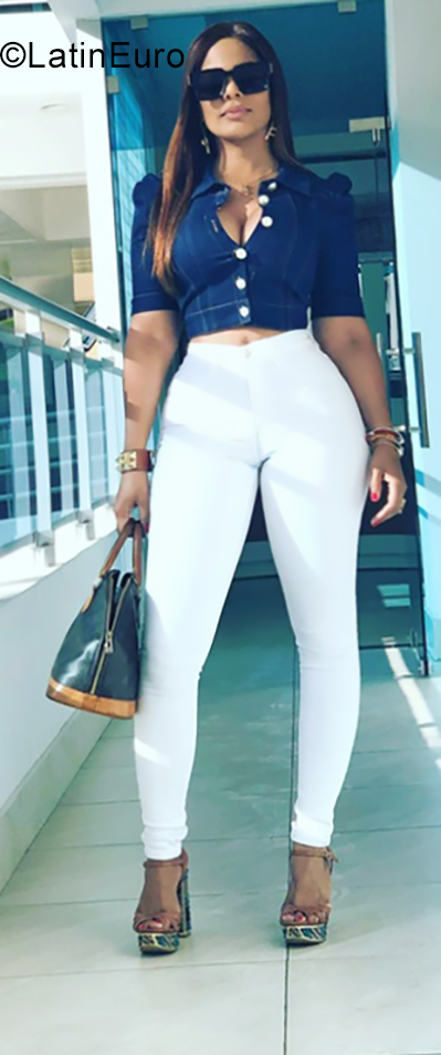 Date this exotic Dominican Republic girl Perla from Santo Domingo DO34797