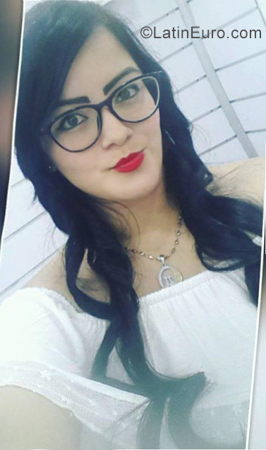 Date this young Venezuela girl Patricia from Trujillo VE2418