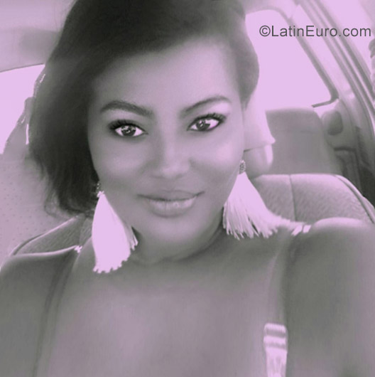 Date this sensual Dominican Republic girl Yahaira from Puerto Plata DO39923
