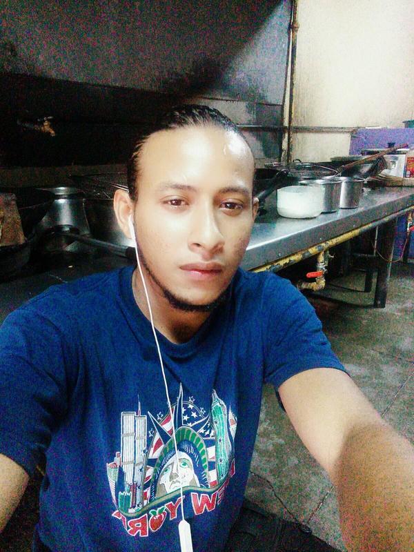 Date this tall Honduras man Romario from Tegucigalpa HN2656